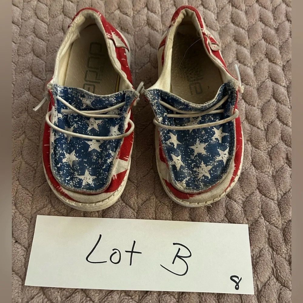 Hey Dude American Flag Red White & Blue SHOES Stars & Stripes kids size 8 (lotB)